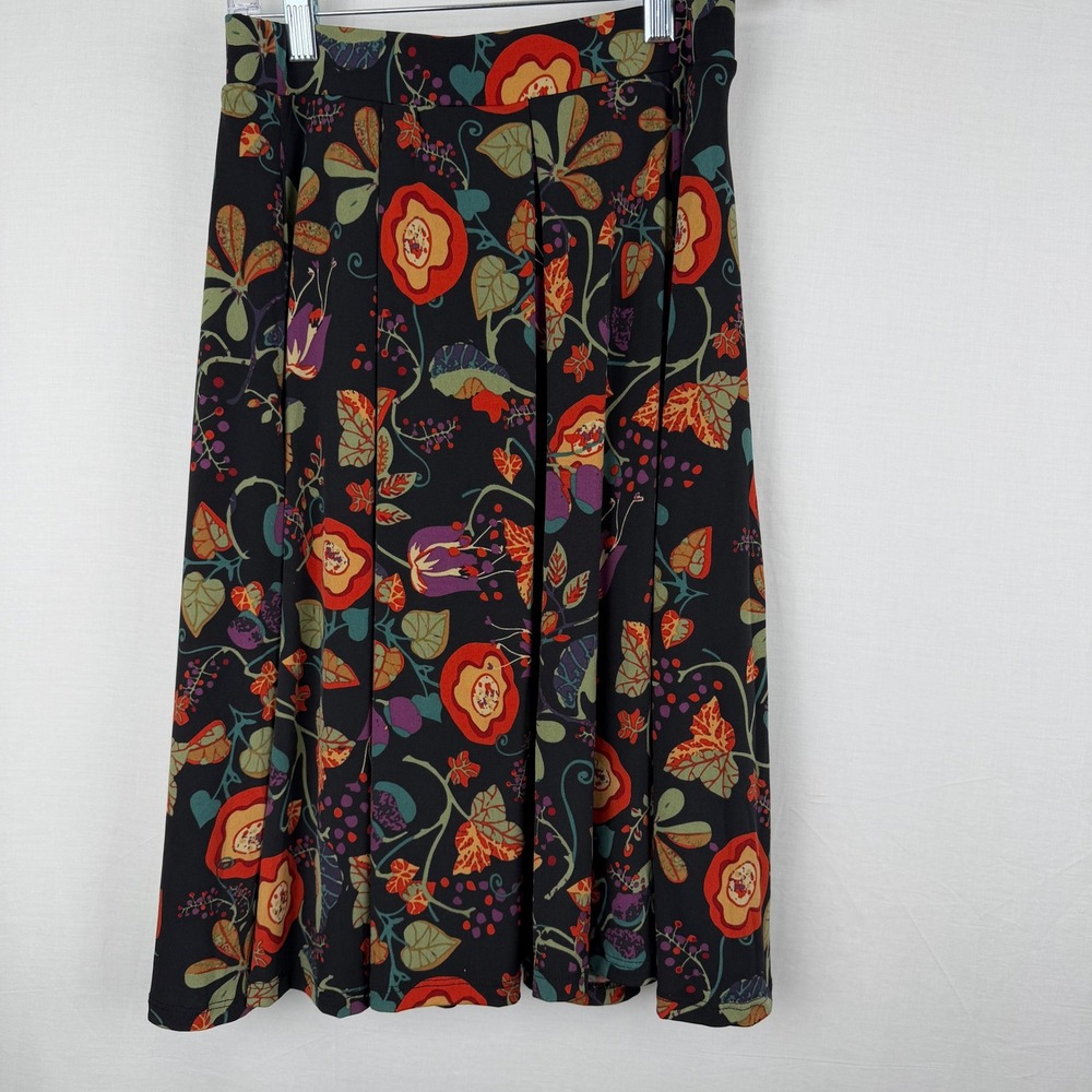 LuLaRoe Madison Skirt Womens XS Black Floral Pleated A-Line‎ Knee Length Stretch